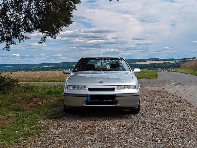 Gebraucht Opel Calibra 116 PS (85 kW) 1991 Silber Coupé