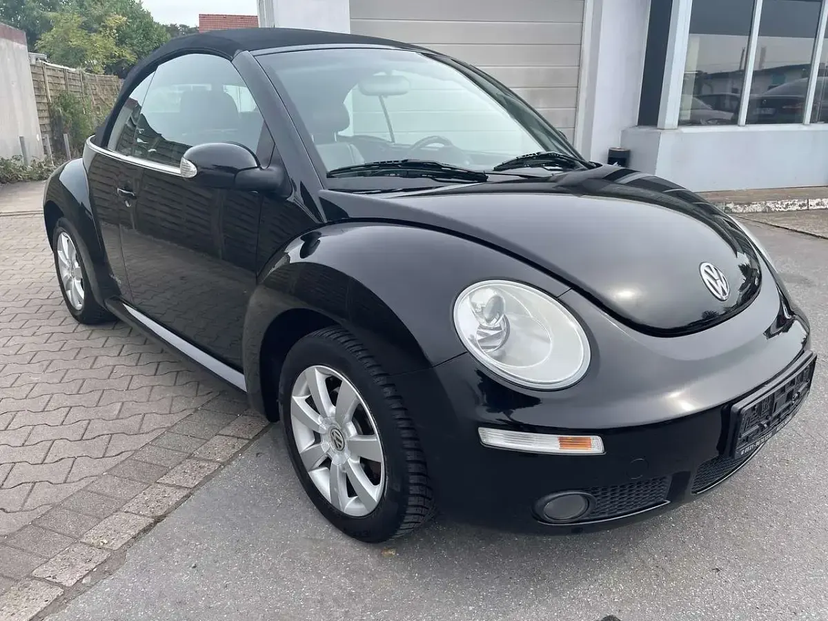 Gebraucht VW New Beetle United 102 PS (75 kW) 2008 Schwarz Kleinwagen
