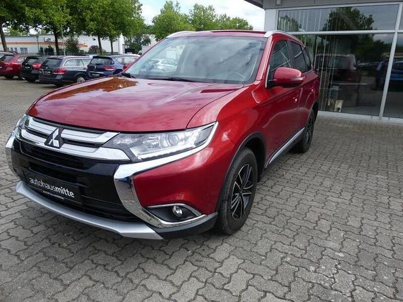 Rot Gebraucht 2018 Mitsubishi Outlander Edition SUV | 15.600 € (Fairer Preis) - Bild 1/4