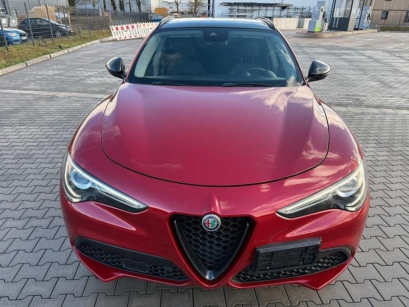 Gebraucht Alfa Romeo Stelvio Super 284 PS (208 kW) 2019 Rot SUV