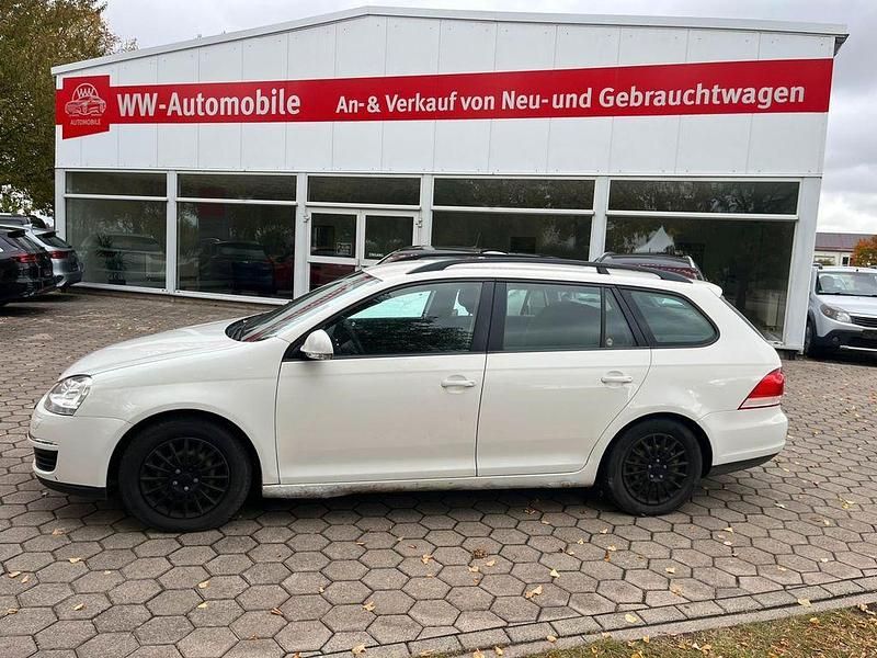 Weiß Gebraucht 2009 VW Golf VI Trendline Limousine | 999 € (Superpreis) - Bild 1/4
