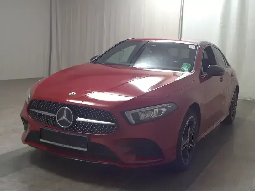 Gebraucht Mercedes A250 AMG line 218 PS (160 kW) 2022 Rot Limousine