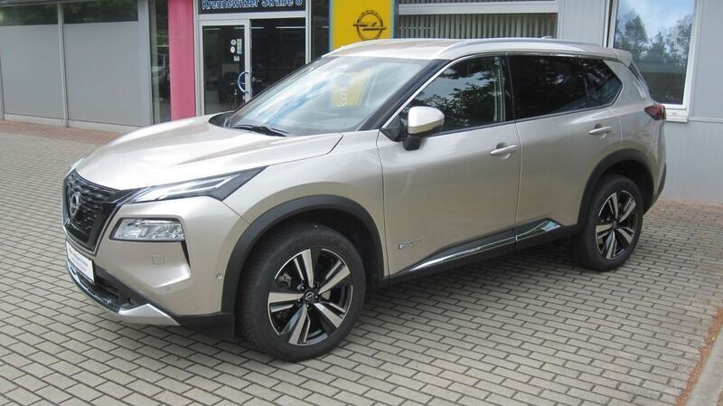 Silber Gebraucht 2024 Nissan X-Trail Tekna SUV | 34.990 € (Etwas zu teuer) - Bild 1/4