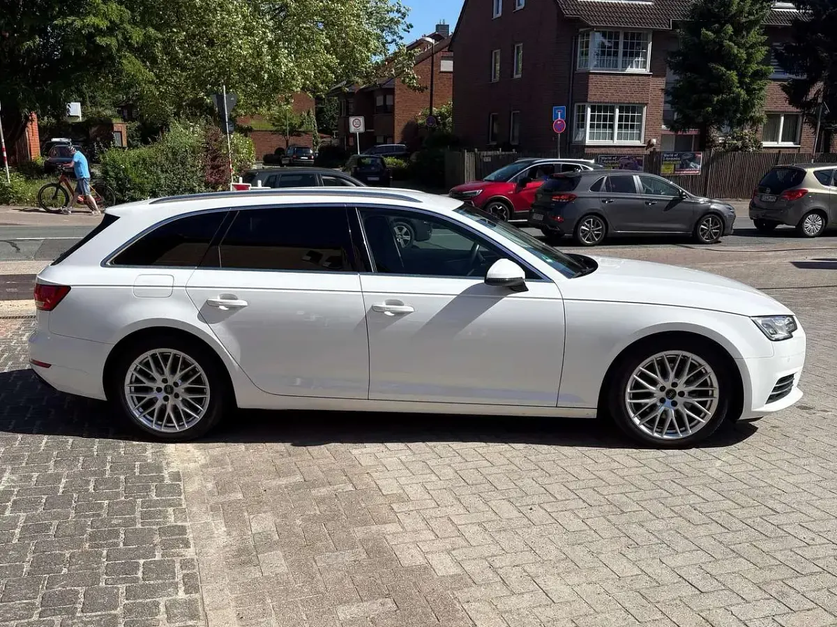 Gebraucht Audi A4 S-Line 150 PS (110 kW) 2016 Weiß Kombi