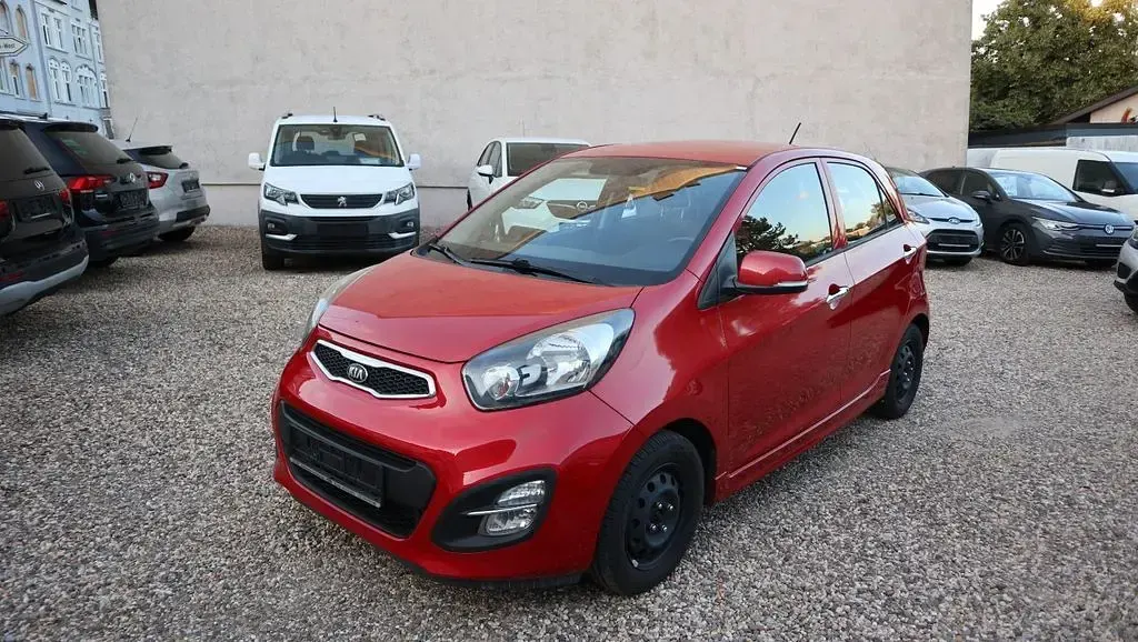 Gebraucht Kia Picanto 86 PS (63 kW) 2013 Rot (metallic) Kleinwagen