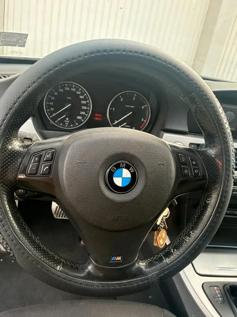 Gebraucht BMW 320 M Sport 177 PS (130 kW) 2007 Silber Kombi