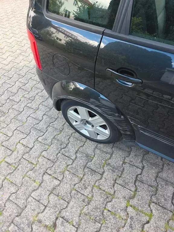 Gebraucht Audi A2 75 PS (55 kW) 2005 Schwarz Kleinwagen