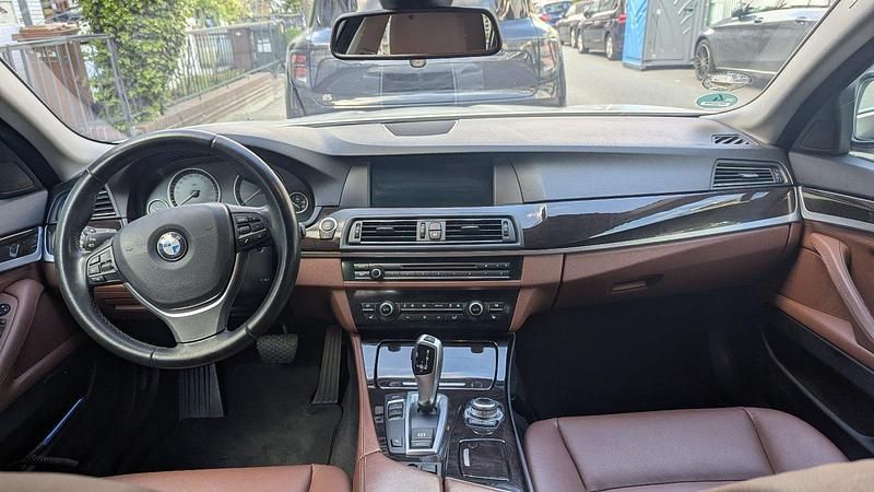 Second-hand BMW 525 218 CP (160 kW) 2013 Alb Break