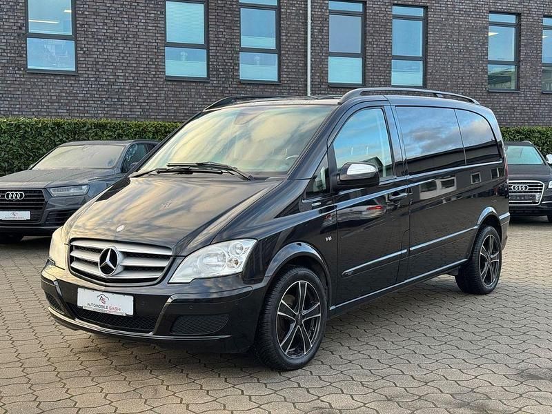 Schwarz Gebraucht 2012 Mercedes Viano Edition Van / Kleinbus | 15.990 € (Guter Preis) - Bild 1/4