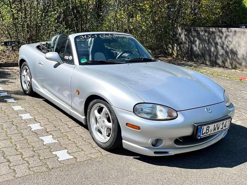 Usata Mazda MX5 110 CV (80 kW) 1998 Argento Cabrio