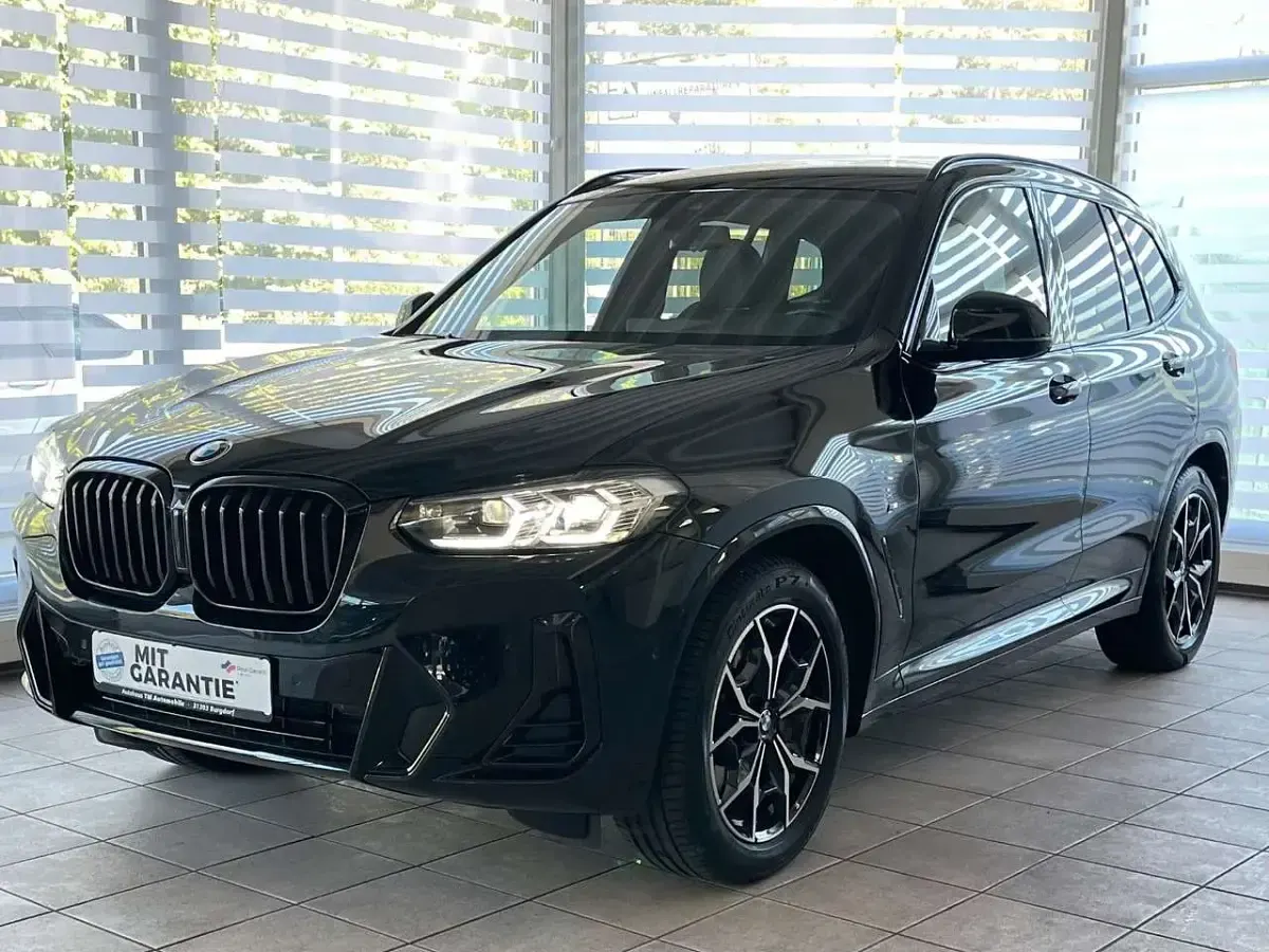 Gebraucht BMW X3 M Sport 245 PS (180 kW) 2023 Schwarz SUV