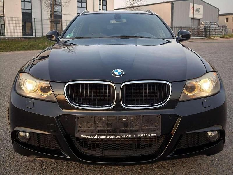 Gebraucht BMW 320 M Sport 163 PS (119 kW) 2012 Schwarz Kombi