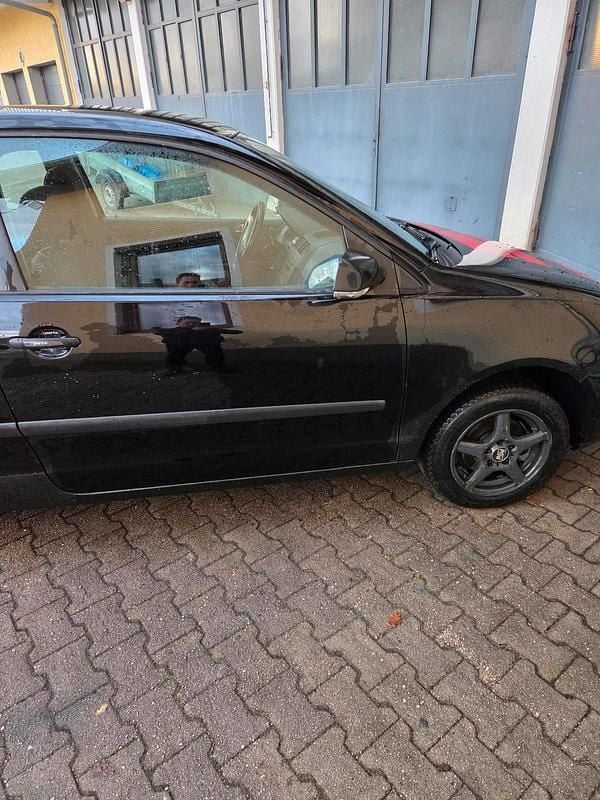 Gebraucht VW Polo 69 PS (50 kW) 2008 Schwarz Kleinwagen