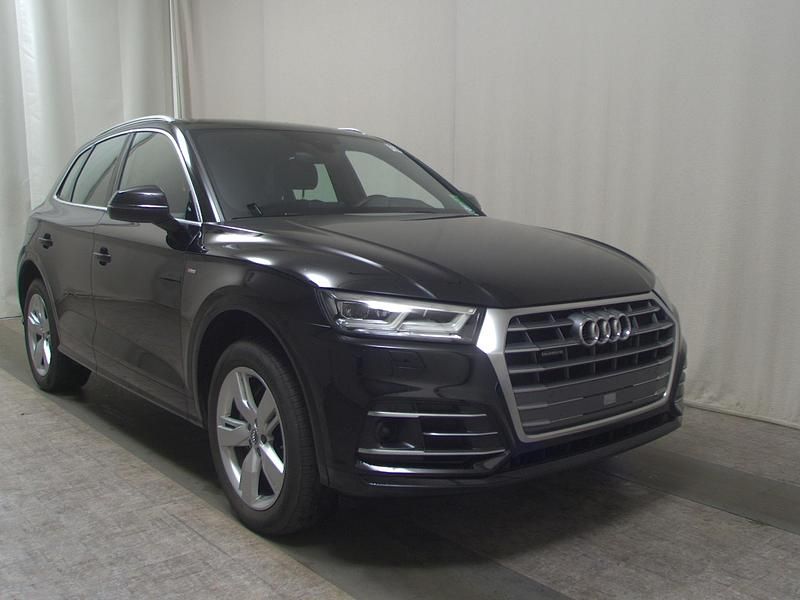 Second-hand Audi Q5 S-Line 204 CP (150 kW) 2020 Negru SUV
