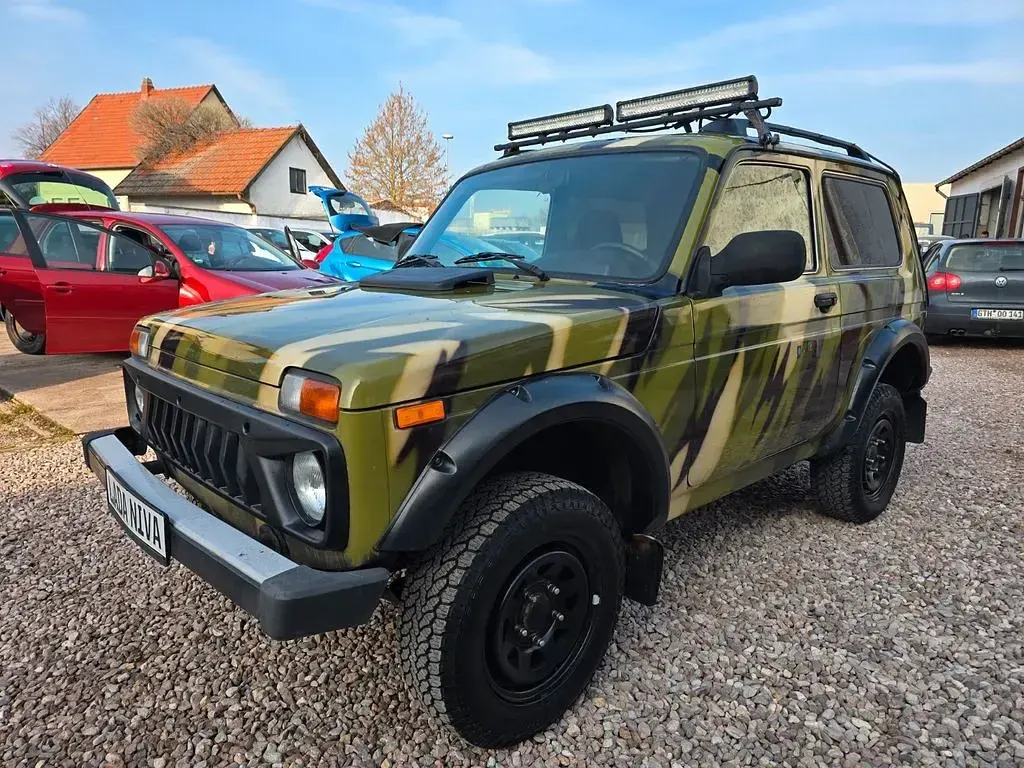 Second-hand Lada Taiga 83 CP (61 kW) 2017 Verde SUV
