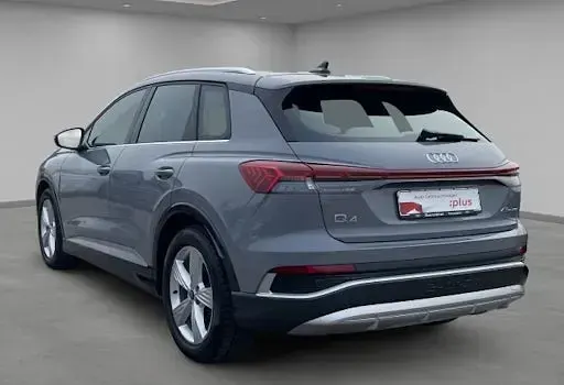 Gebraucht Audi Q4 e-tron Comfort 210 kW (286 PS) 2024 Grau SUV