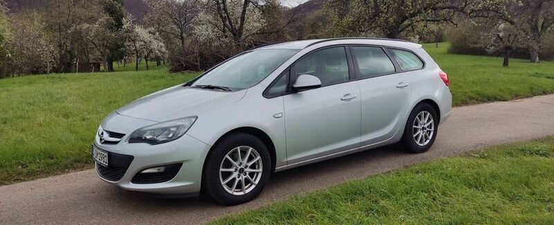 Silber Gebraucht 2015 Opel Astra Eco Limousine | 4.900 € (Fairer Preis) - Bild 1/4