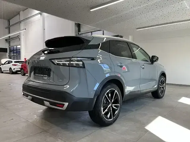 Neu Nissan Qashqai Tekna 158 PS (116 kW) 2026 Deep ocean SUV