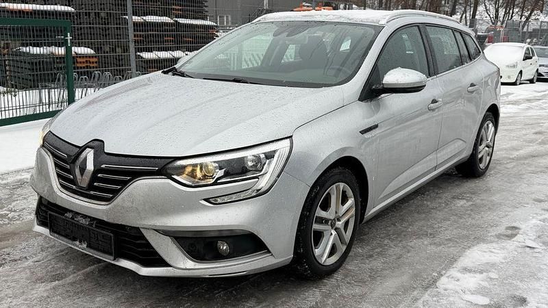 Gebraucht Renault Mégane IV Business 116 PS (85 kW) 2020 Silber Limousine