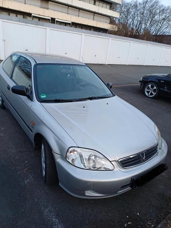 Gebraucht Honda Civic Cool 75 PS (55 kW) 2000 Silber Limousine