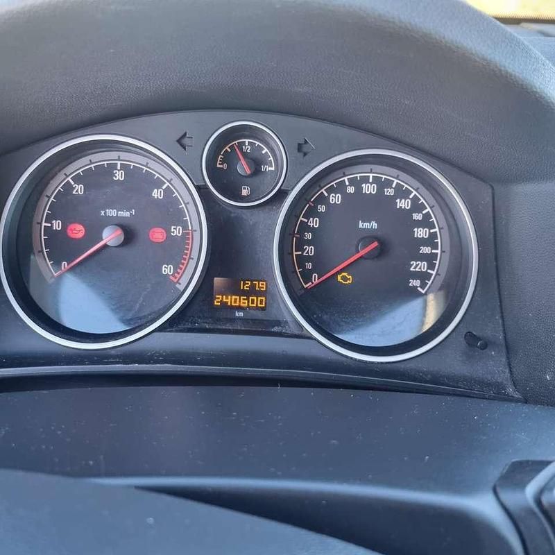 Gebraucht Opel Astra Eco 110 PS (80 kW) 2010 Kombi