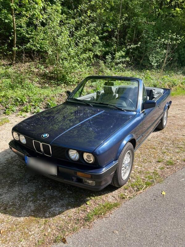 Blau Gebraucht 1991 BMW 320 Cabriolet Sport Line Cabrio | 17.300 € - Bild 1/4