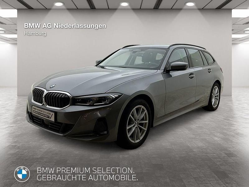 Grau Gebraucht 2024 BMW 318 Comfort Edition Kombi | 35.805 € (Etwas zu teuer) - Bild 1/4