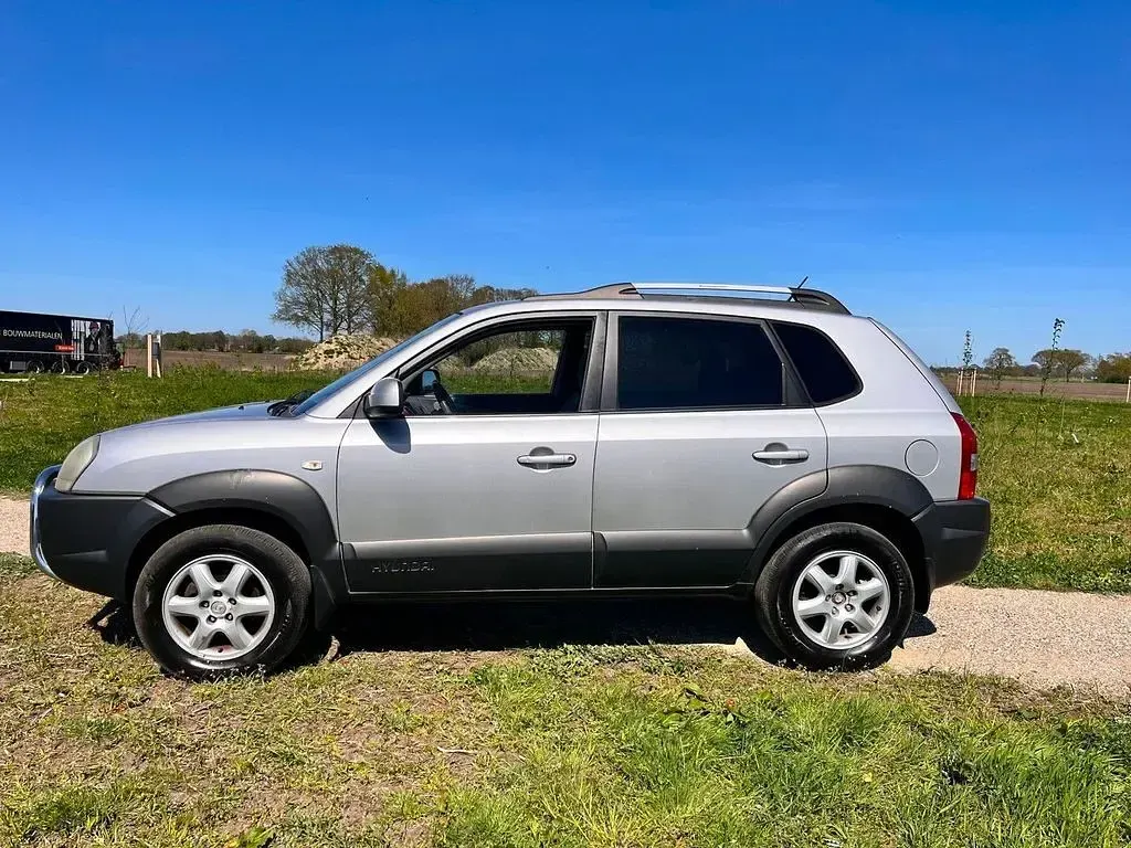 Gebraucht Hyundai Tucson Dynamiq 141 PS (103 kW) 2004 Grau SUV