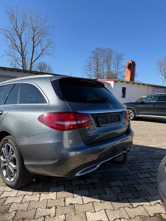 Gebraucht Mercedes C220 170 PS (125 kW) 2017 Grau Kombi