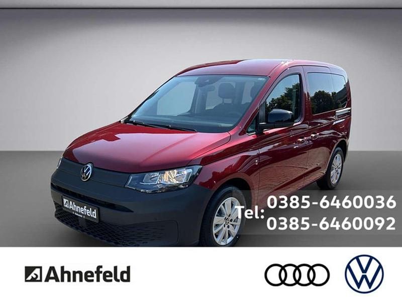 Gebraucht VW Caddy Basis 102 PS (75 kW) 2024 Fortanarot Van / Kleinbus