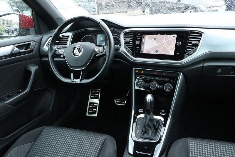 Gebraucht VW T-Roc Cabriolet Active 150 PS (110 kW) 2021 Kings red Cabrio