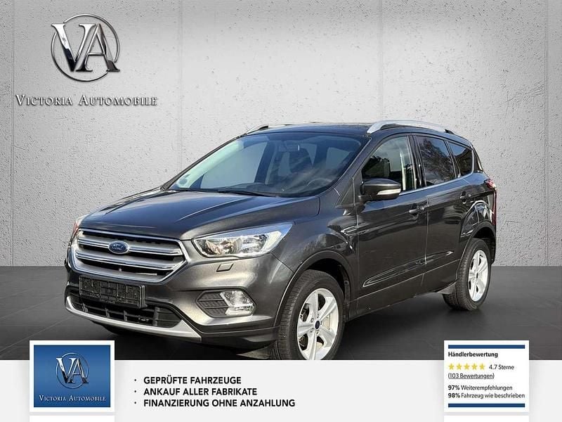 Gebraucht Ford Kuga Trend 120 PS (88 kW) 2018 Grau SUV