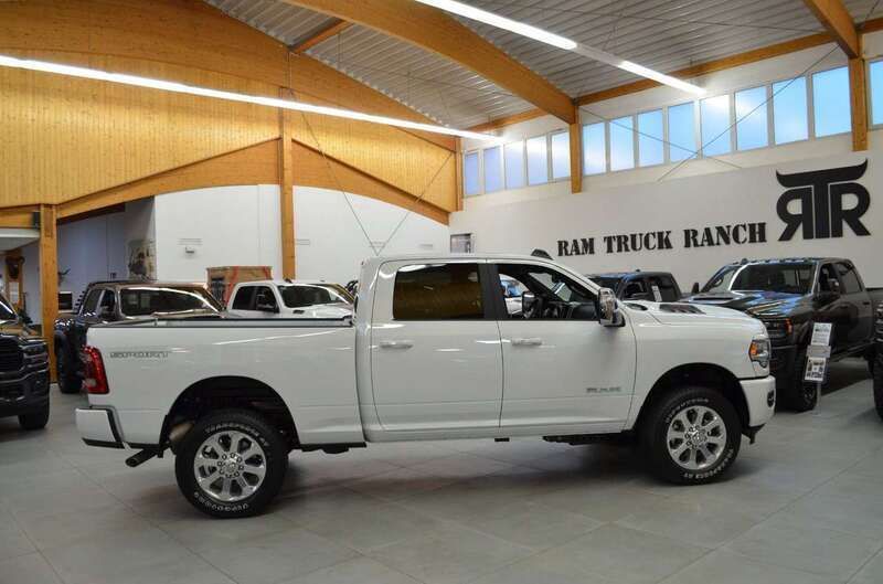 Second-hand Dodge Ram 416 CP (305 kW) 2023 Alb Pickup