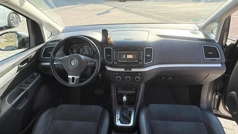 Gebraucht VW Sharan 170 PS (125 kW) 2015 Grau Van / Kleinbus