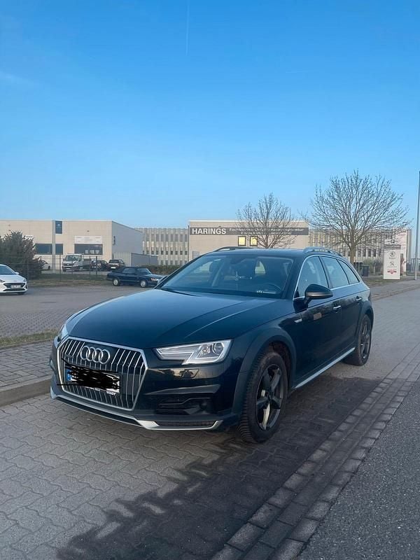 Gebraucht Audi A4 Allroad 190 PS (139 kW) 2018 Schwarz Kombi