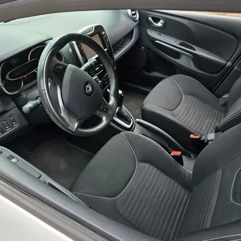 Gebraucht Renault Clio Experience 118 PS (86 kW) 2016 Weiß Limousine