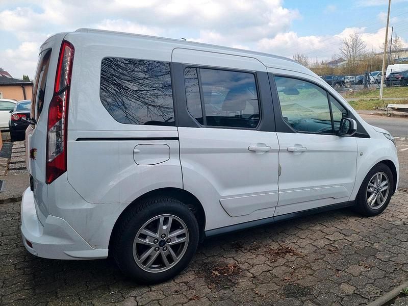 Second-hand Ford Transit 120 CP (88 kW) 2019 Alb Break