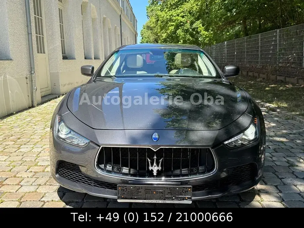 Gebraucht Maserati Ghibli 409 PS (300 kW) 2013 Grau Limousine
