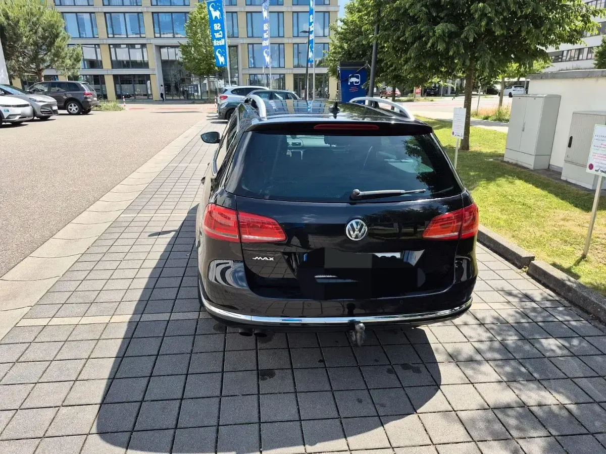 Gebraucht VW Passat Edition 140 PS (102 kW) 2014 Schwarz Limousine