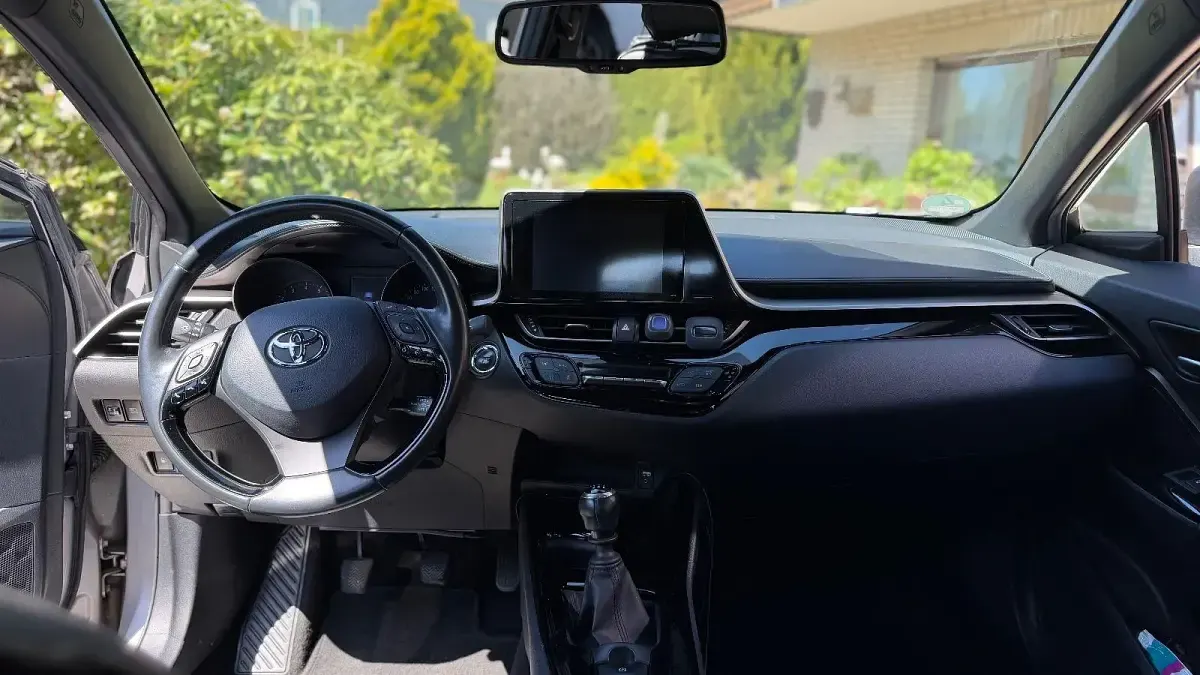 Gebraucht Toyota C-HR Team 116 PS (85 kW) 2018 Silber SUV