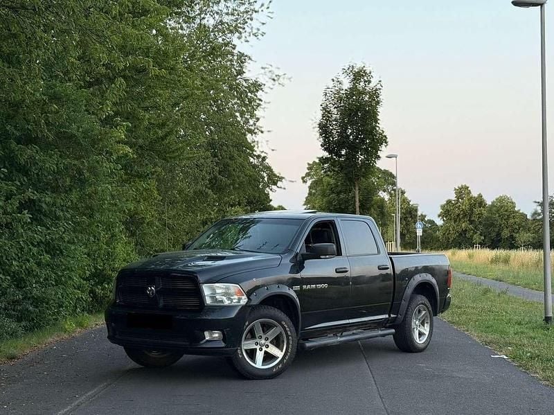 Schwarz Gebraucht 2011 Dodge Ram Abholung | 14.000 € (Superpreis) - Bild 1/4