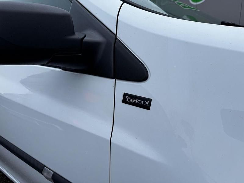 Gebraucht Renault Clio III 75 PS (55 kW) 2012 Weiß Kleinwagen