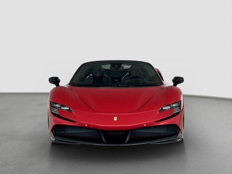 Gebraucht Ferrari SF90 1001 PS (736 kW) 2024 Rot Cabrio