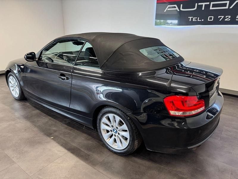 Gebraucht BMW 118 Cabriolet Advantage 143 PS (105 kW) 2011 Schwarz Cabrio