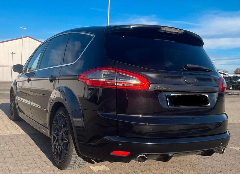 Gebraucht Ford S-MAX S 200 PS (147 kW) 2014 Schwarz Van / Kleinbus