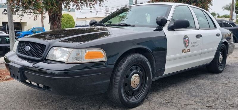 Schwarz Gebraucht 2007 Ford Crown Victoria Limousine | 9.990 € - Bild 1/4