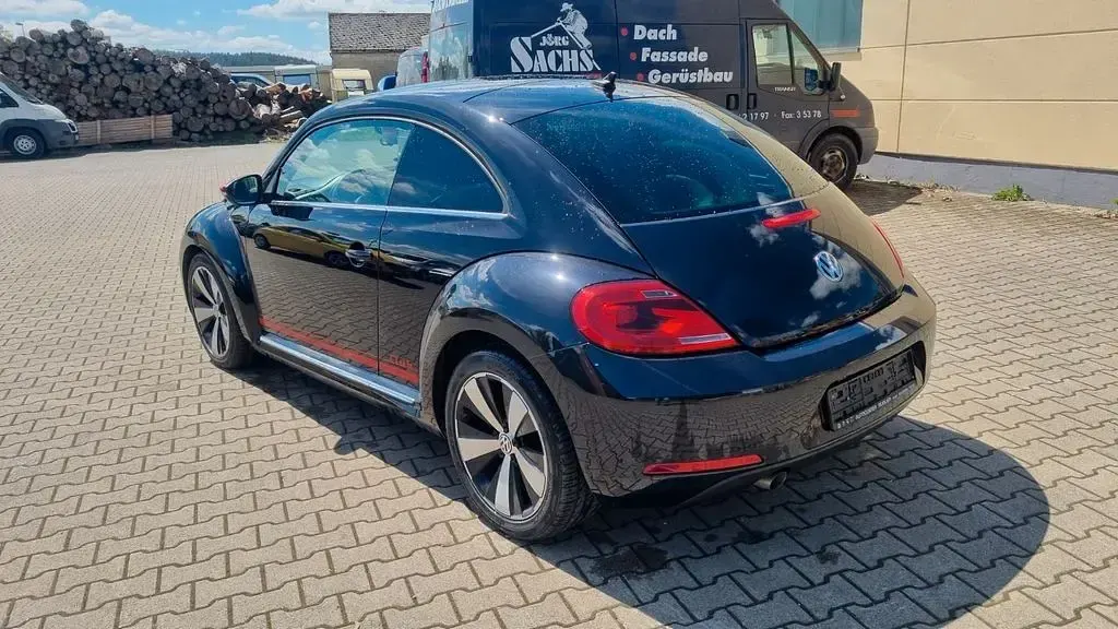 Gebraucht VW Beetle CLUB 110 PS (80 kW) 2016 Schwarz Kleinwagen
