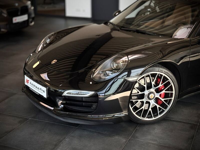 Schwarz Gebraucht 2014 Porsche 911 Turbo Sport Coupé | 87.980 € (Fairer Preis) - Bild 1/4