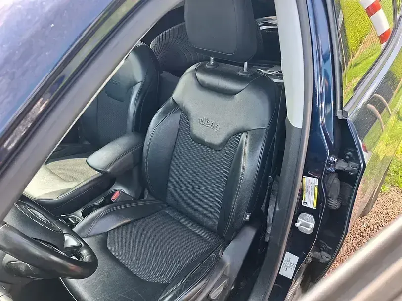 Gebraucht Jeep Compass Opening Edition 140 PS (102 kW) 2017 Jazz blue pearl coat SUV