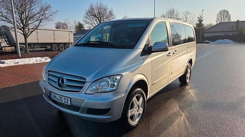 Gebraucht Mercedes Viano 163 PS (119 kW) 2011 Silber Van / Kleinbus